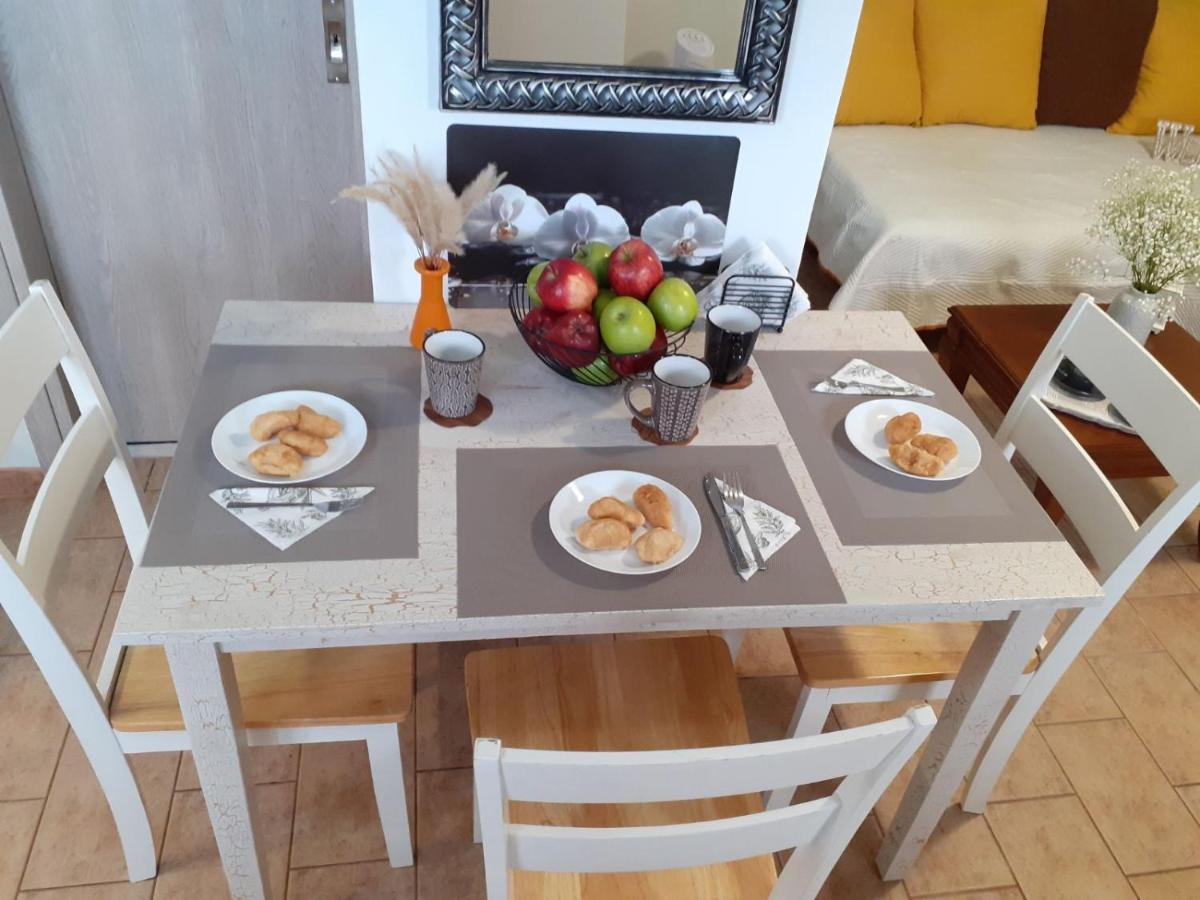 Appartamento Stone Clock'S House Nafpaktos Esterno foto